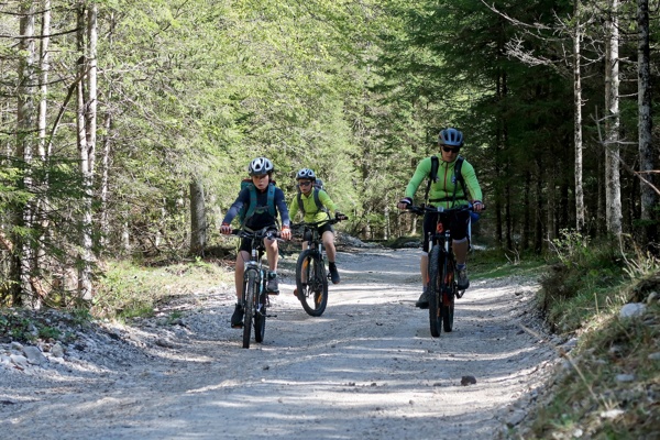 krma-valley-and-cultural-heritage-of-radovna-valley-outdoor-mojstrana - Outdoor Mojstrana krma-valley-and-cultural-heritage-of-radovna-valley-outdoor-mojstrana